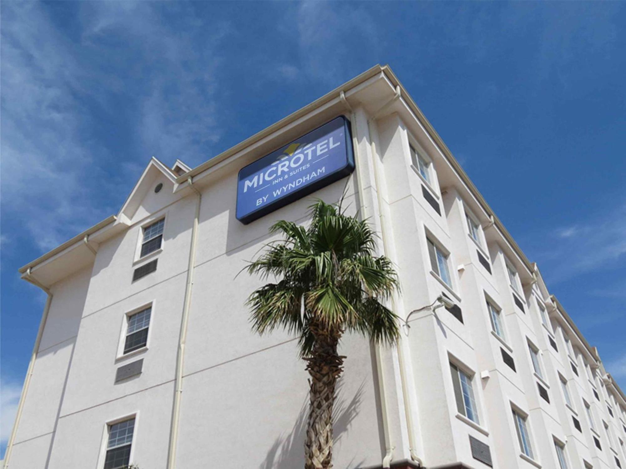 Microtel Inn And Suites By Wyndham Ciudad Juarez, Us Consulate Exterior foto